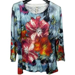 Leo & Nicole‎ 1X Crinkle Mesh Floral Top 3/4 Sleeve Watercolor Print